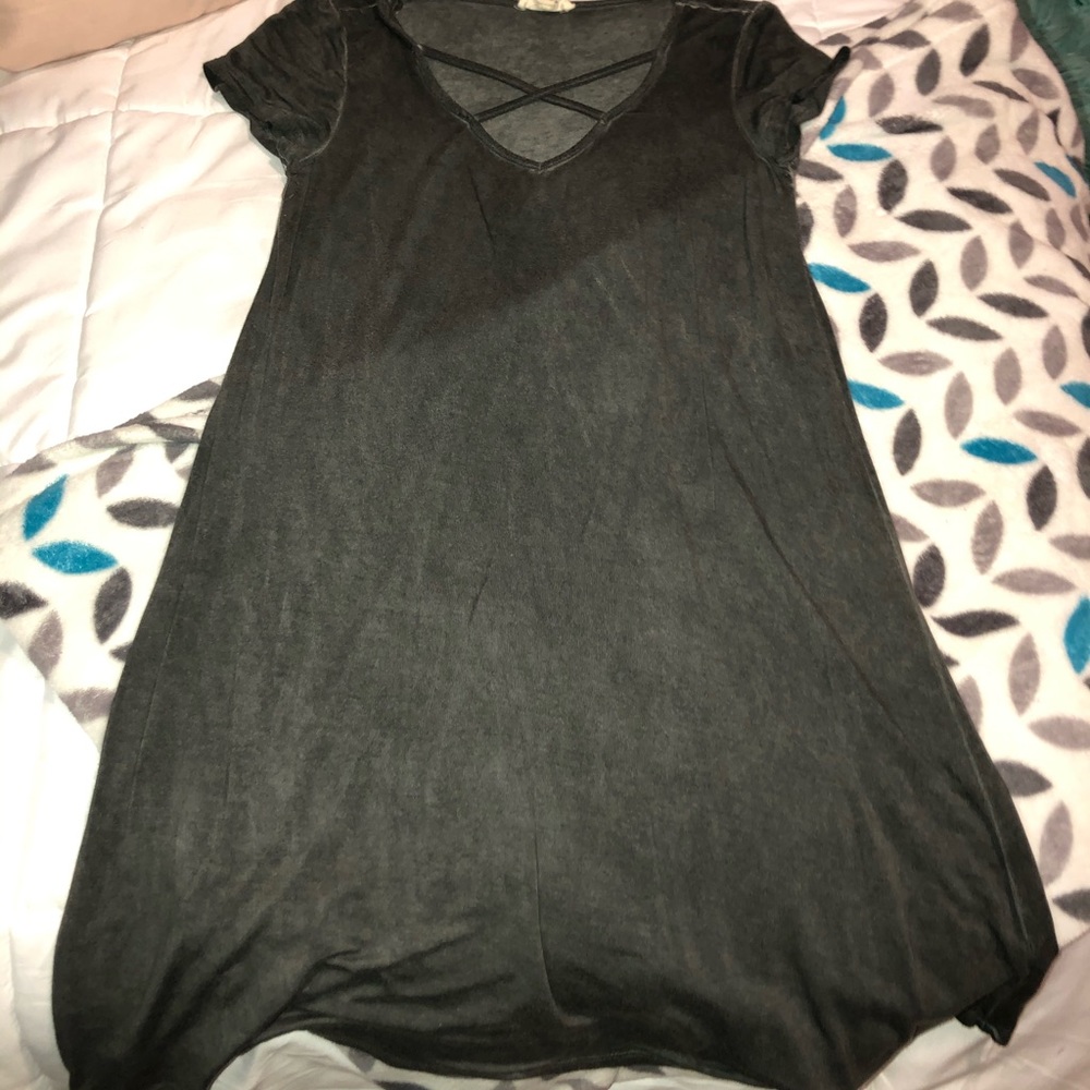 Short sleeve mini dress